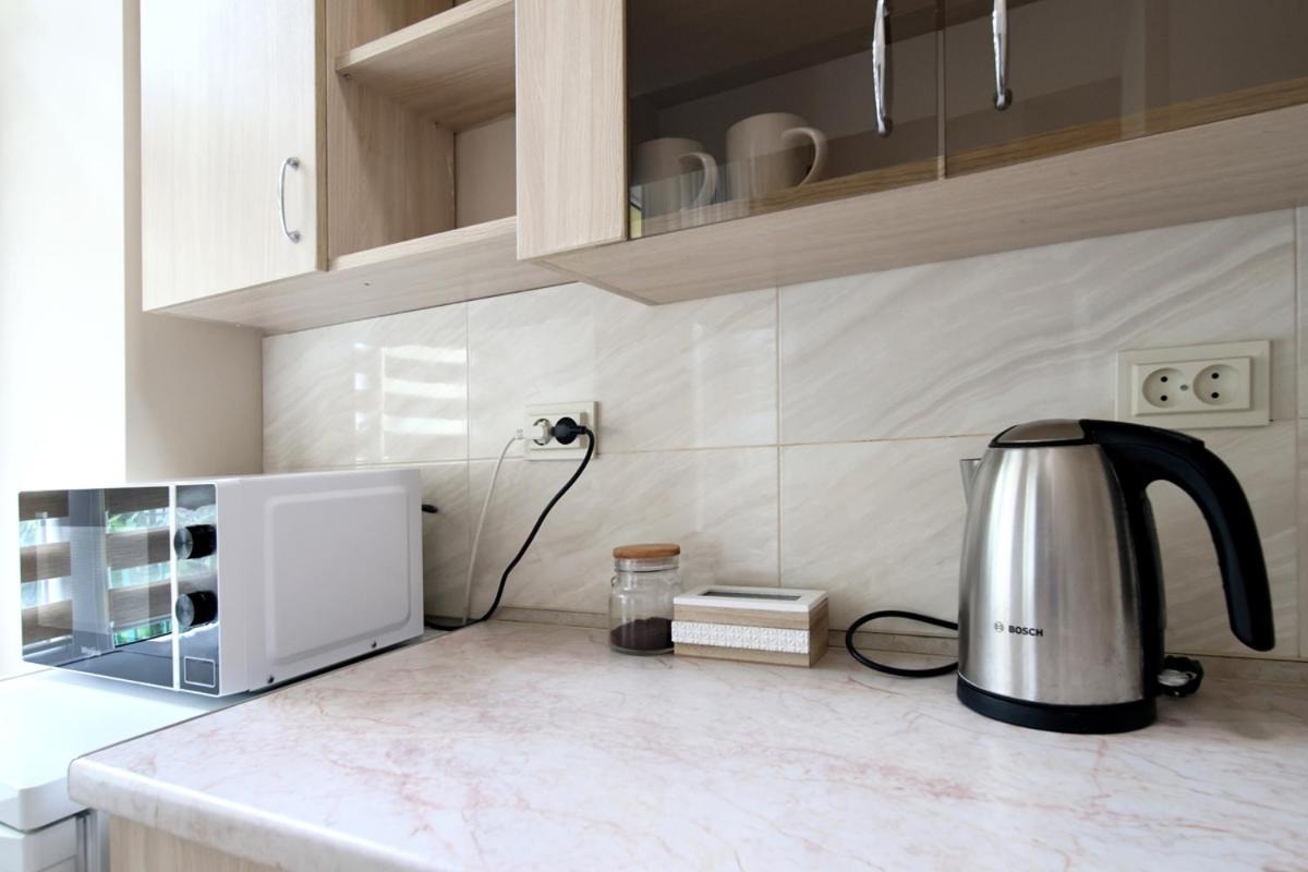 Buk Apartments On Doroshenka 25 Lviv Ngoại thất bức ảnh