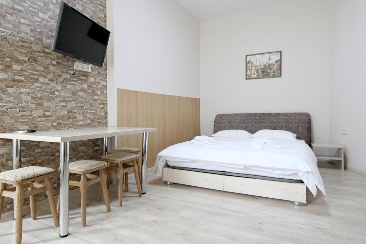 Buk Apartments On Doroshenka 25 Lviv Ngoại thất bức ảnh