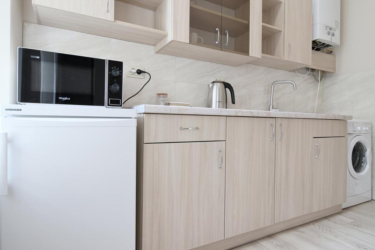 Buk Apartments On Doroshenka 25 Lviv Ngoại thất bức ảnh
